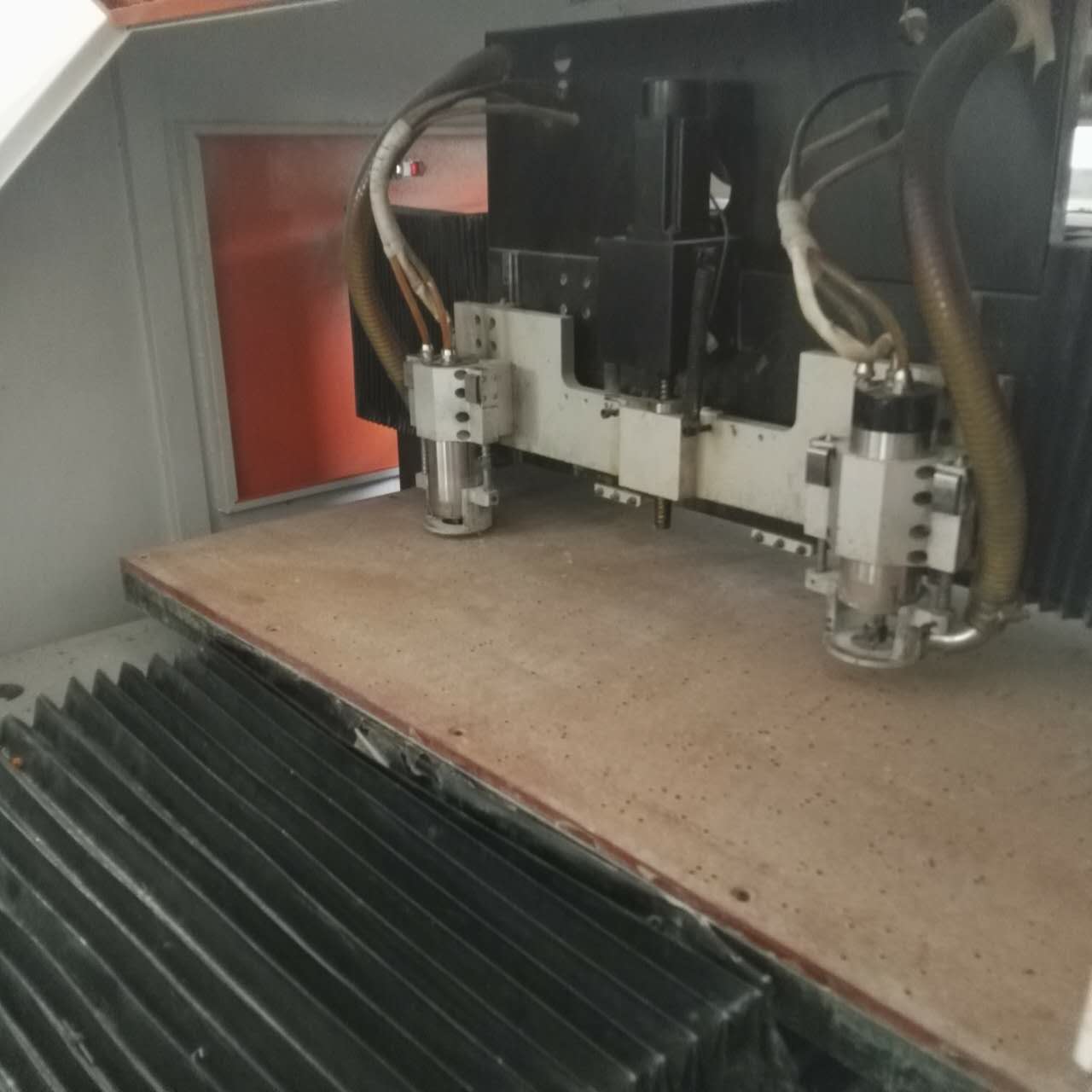 二手線路板鑼機出售 轉讓二手PCB數(shù)控鉆銑機
