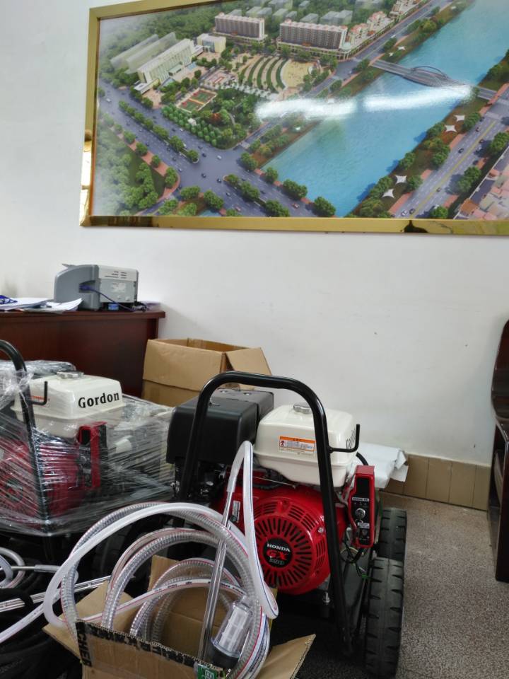 河源創(chuàng)優(yōu)創(chuàng)文明行動 河源小廣告清洗機(jī) 幫你忙 河源小廣告清洗機(jī)GD280