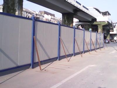 深圳圍擋廠，現(xiàn)貨建筑施工隔離圍擋
