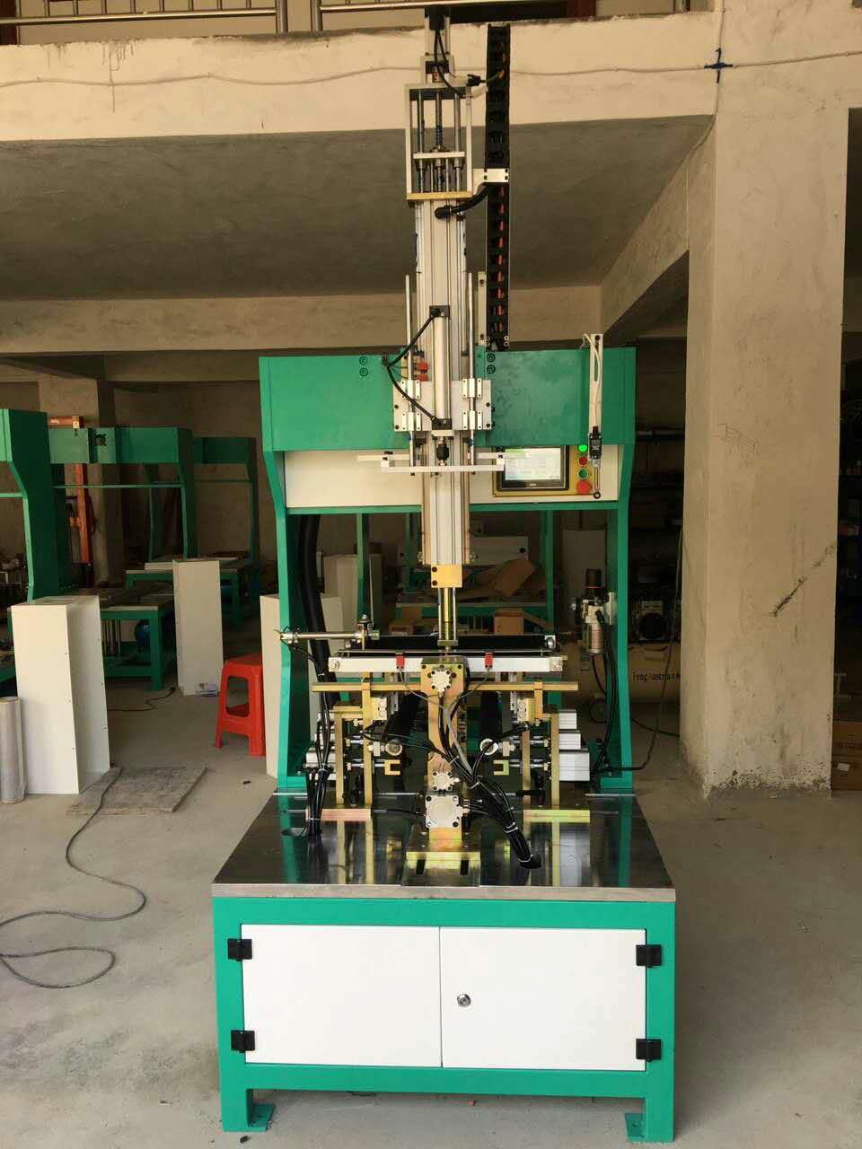 天地蓋半自動(dòng)成型機(jī)  *盒成型 天地蓋半自動(dòng)成型機(jī)  *盒