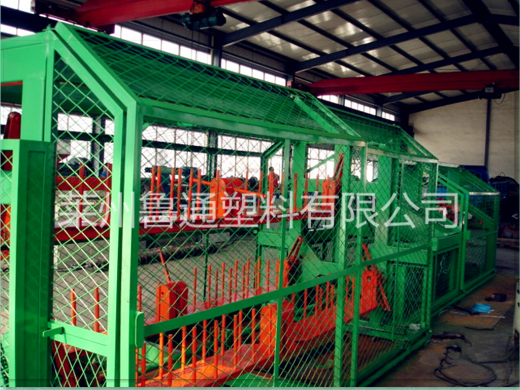 生產(chǎn)塑料繩制繩機(jī)二合一三股四股制繩機(jī) 生產(chǎn)塑料繩二合一三股四股制繩機(jī)