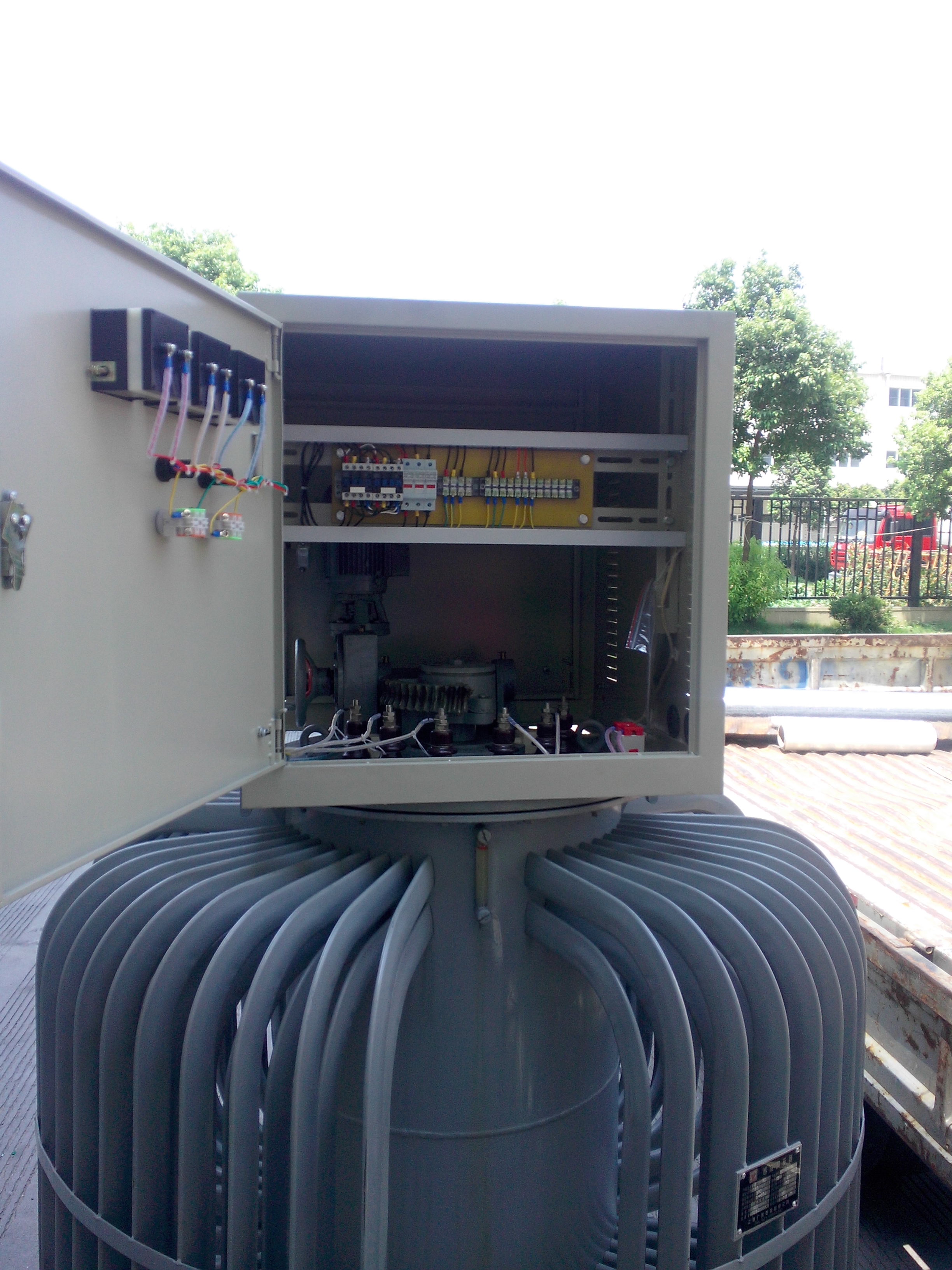 三相感應調壓器0-650V/接觸式調壓器/380V調壓器