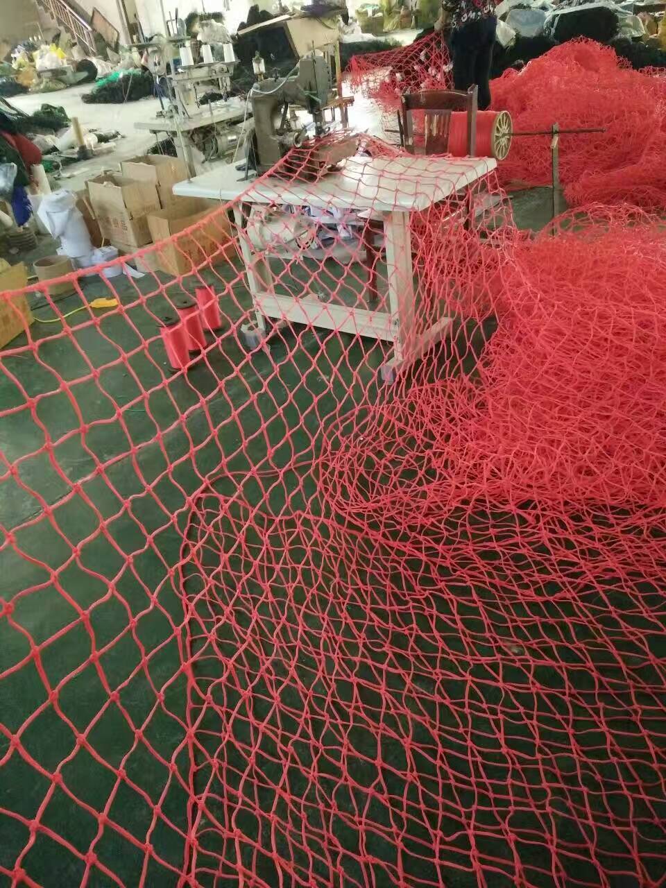 田冉滑雪場(chǎng)圍網(wǎng)  無(wú)結(jié)網(wǎng)   有結(jié)網(wǎng)