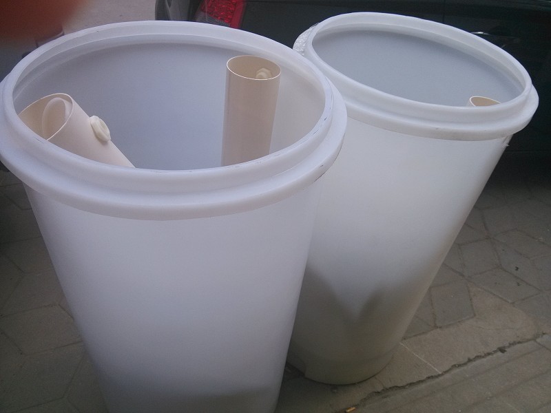 東莞壓力容器水處理鹽箱加藥箱廠家 水處理軟化水鹽箱加藥箱批發(fā)