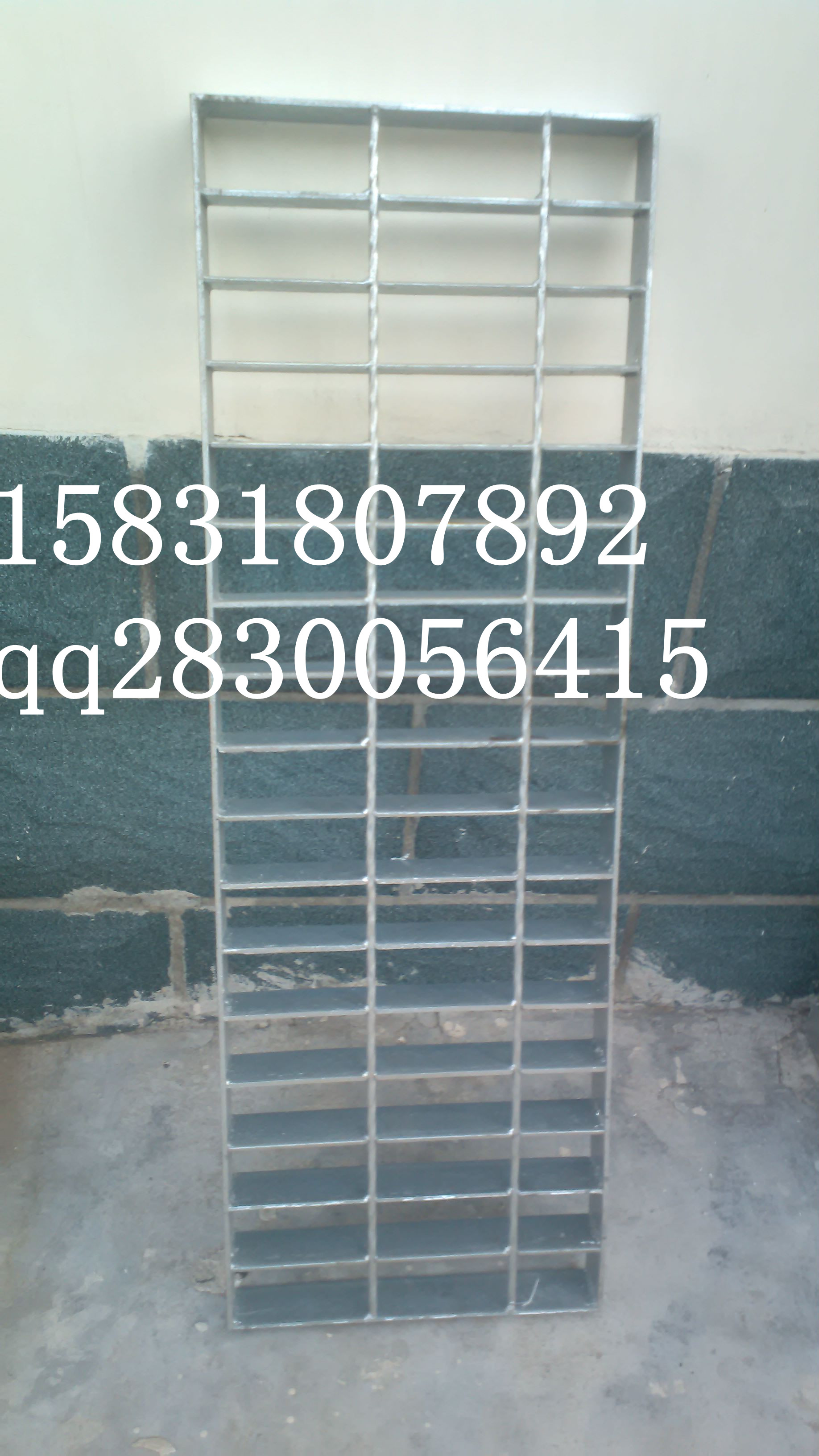 供應(yīng)鋼格板 格柵板 熱鍍鋅鋼格板 腳踏板廠家