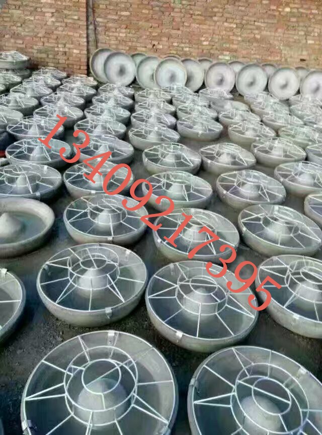 水泥仔豬補料槽圓形仔豬教料槽 十個小豬用食槽 豬用食槽子養(yǎng)豬設(shè)備 圓形水泥豬用食槽