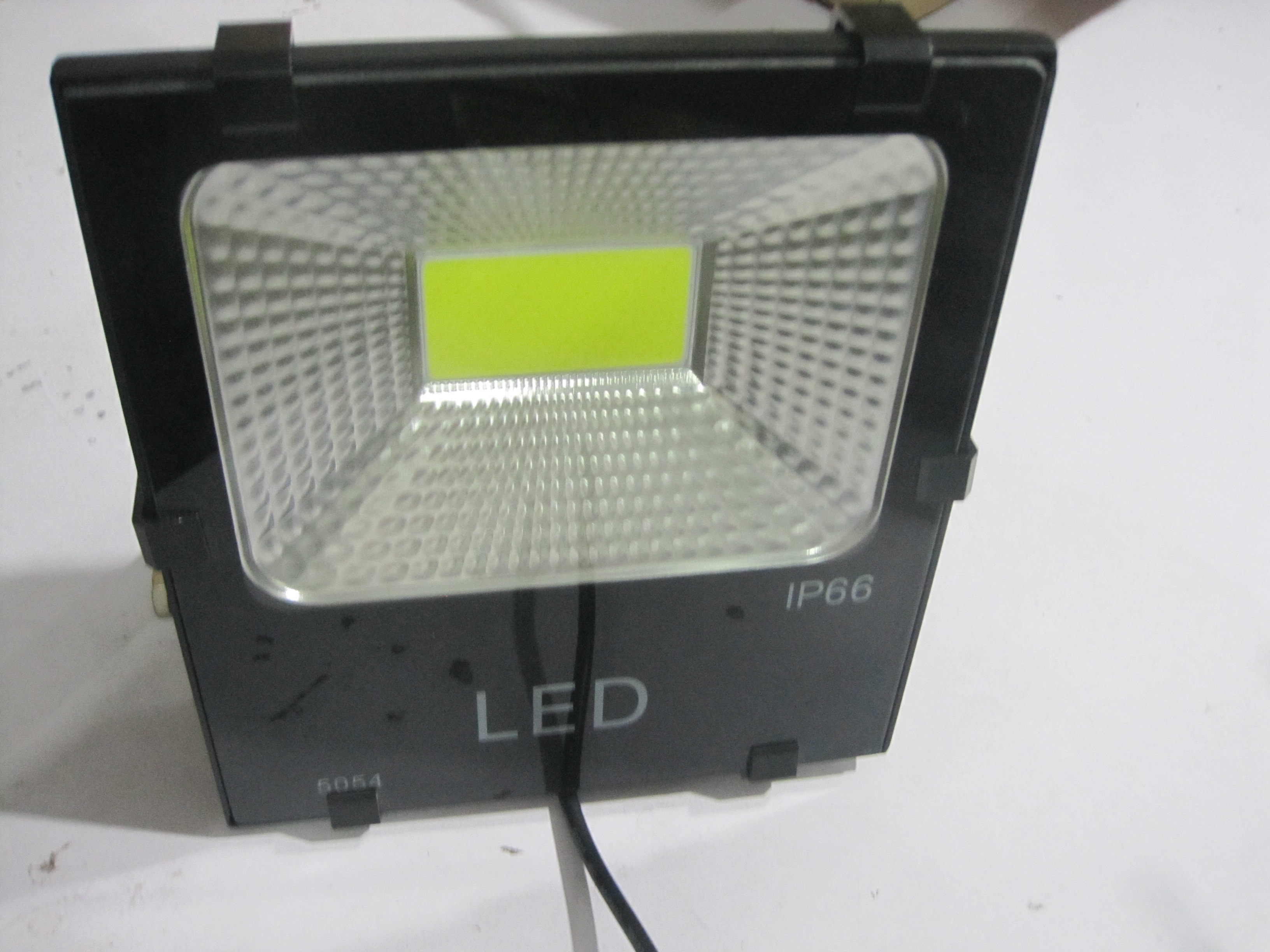 供應(yīng)5054投光燈、5054投光燈產(chǎn)地、5054投光燈公司