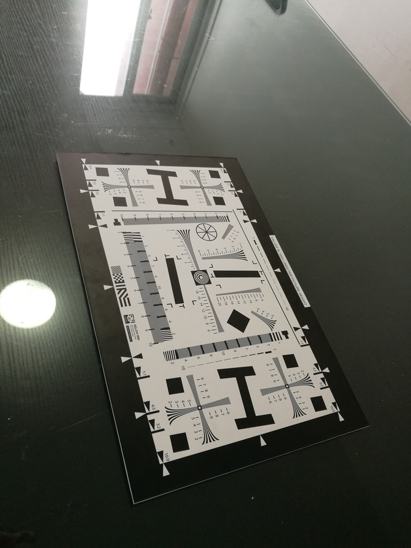 1倍ISO12233標(biāo)準(zhǔn)型分辨率測(cè)試卡 2000線反射版分辨率測(cè)試圖