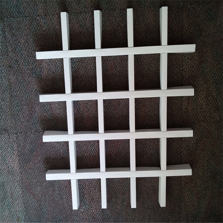 白色鋁格柵