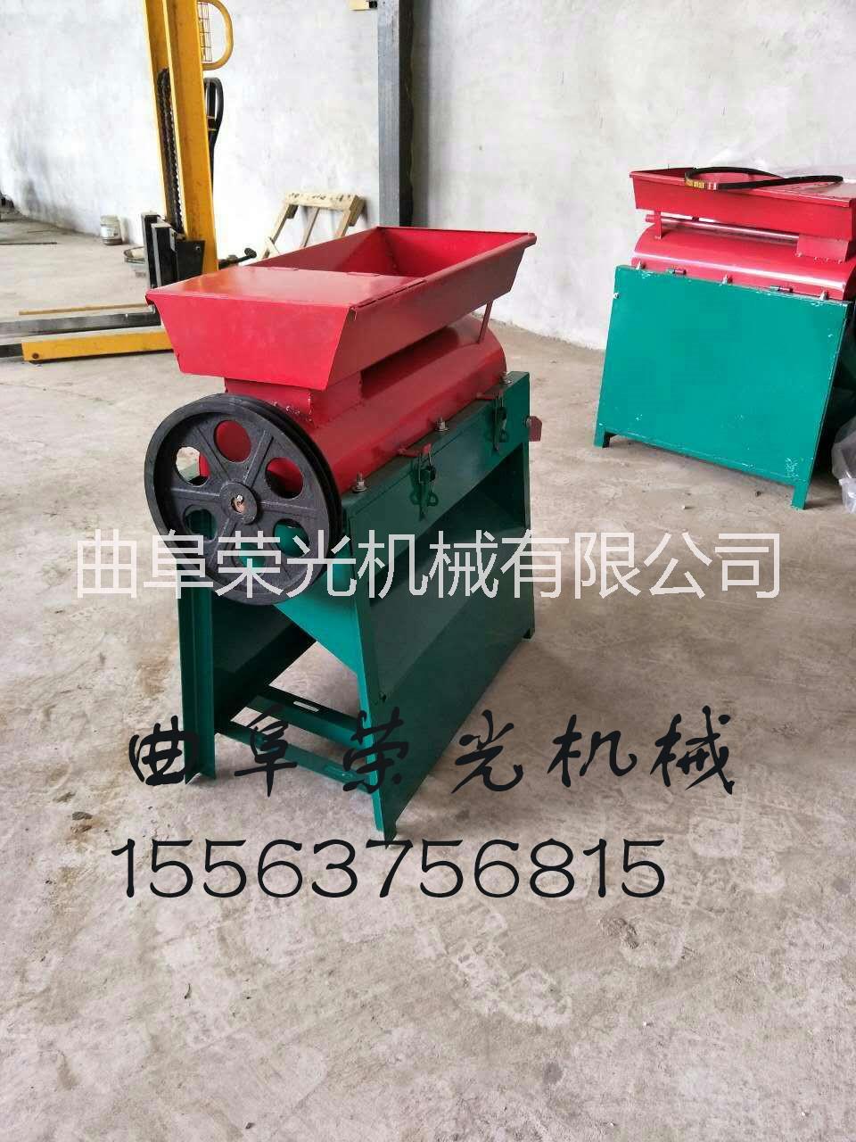 備 新型青皮核桃脫皮機(jī) 新型脫皮機(jī)