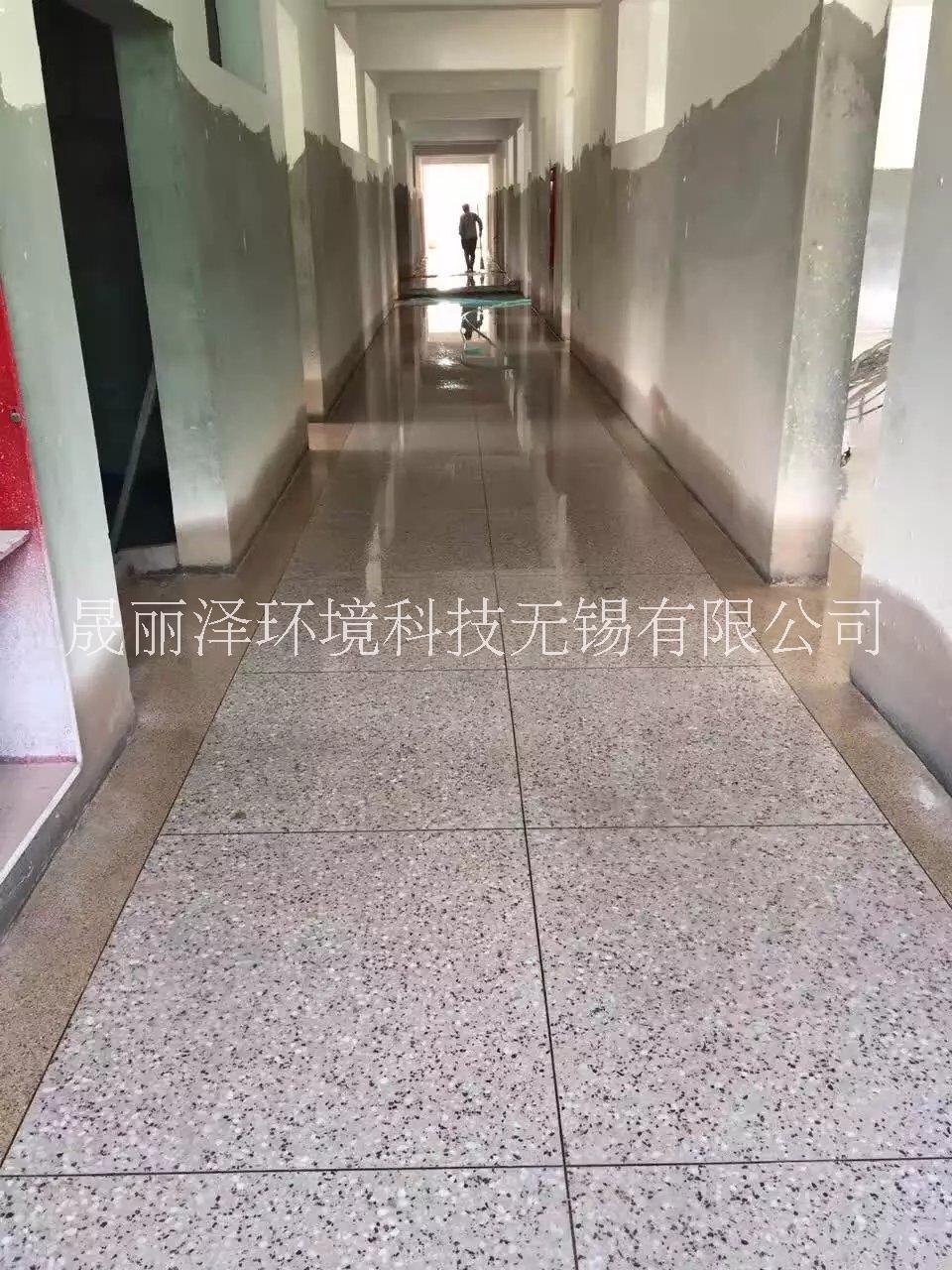 彩色水磨石地坪 設(shè)計(jì)師專業(yè)施工