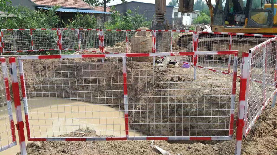 黃驊坑基邊護(hù)欄網(wǎng)銷(xiāo)售處，坑基護(hù)欄網(wǎng)規(guī)格，坑基護(hù)欄網(wǎng)用途