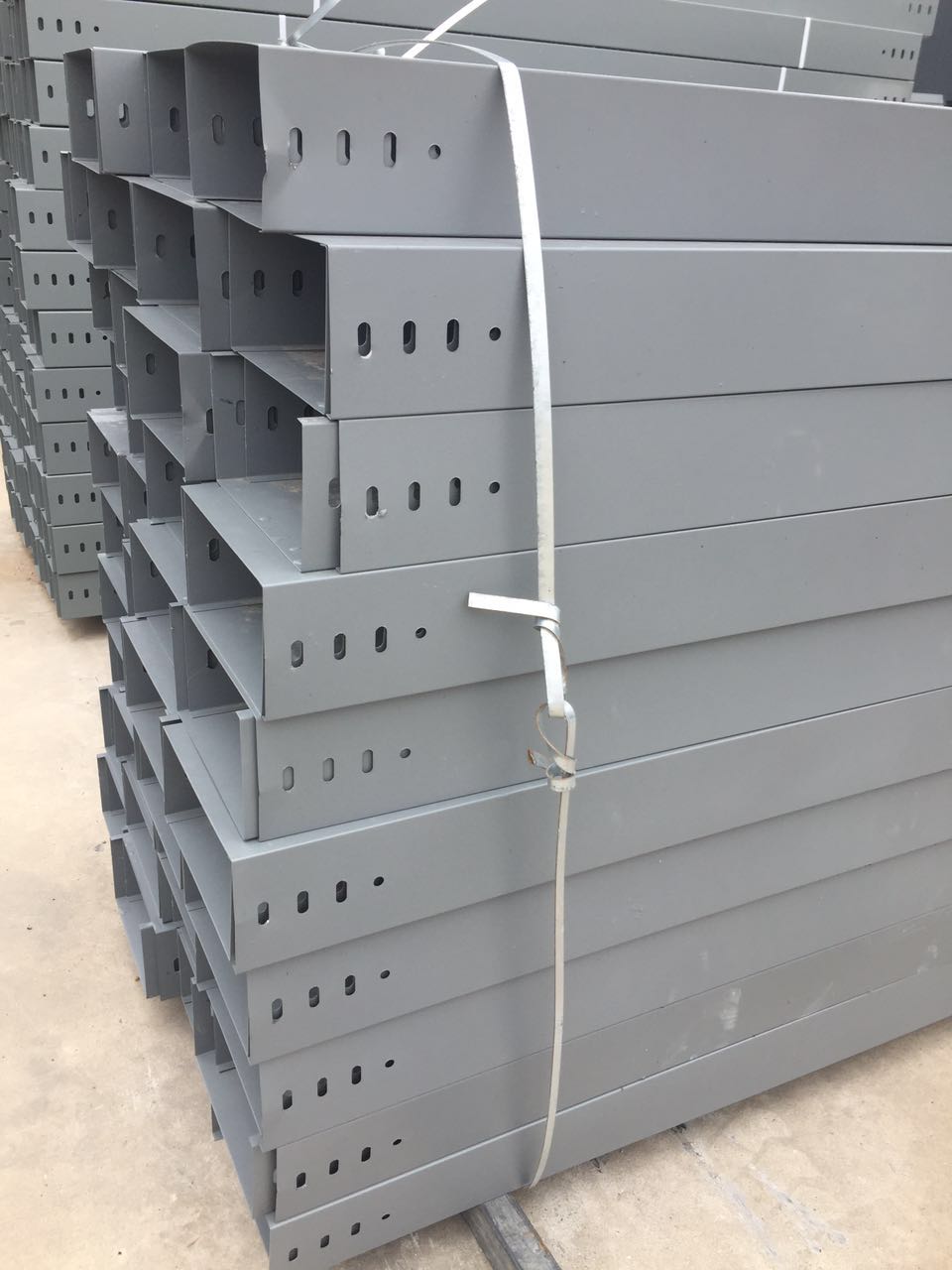 優(yōu)質(zhì)光大電纜橋架廠真正的好料 唐山電纜橋架