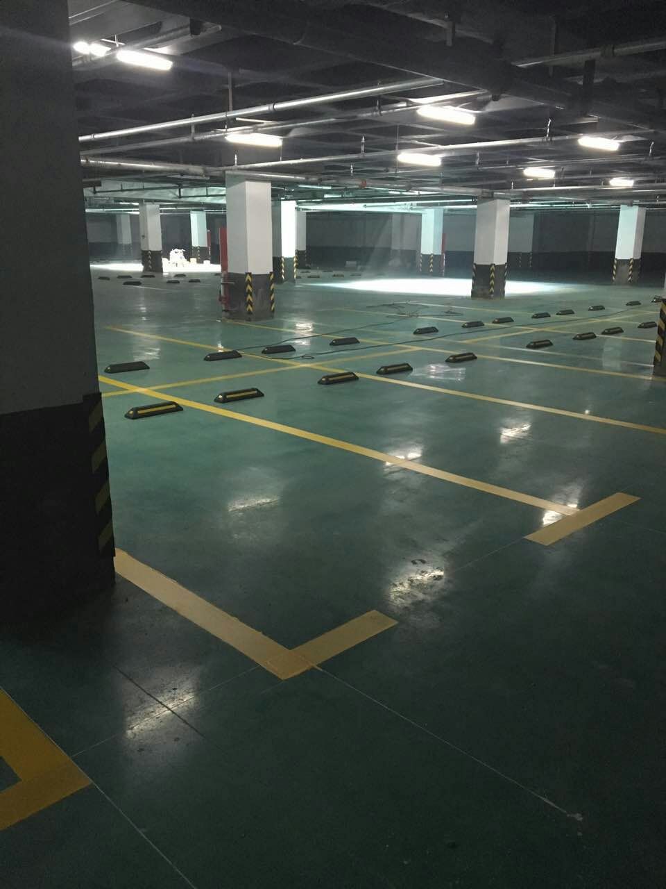 廣州道路劃線道路安全設(shè)施交通標示