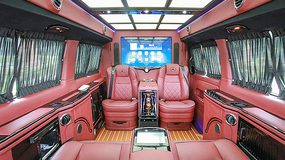 奔馳威霆紅懿版