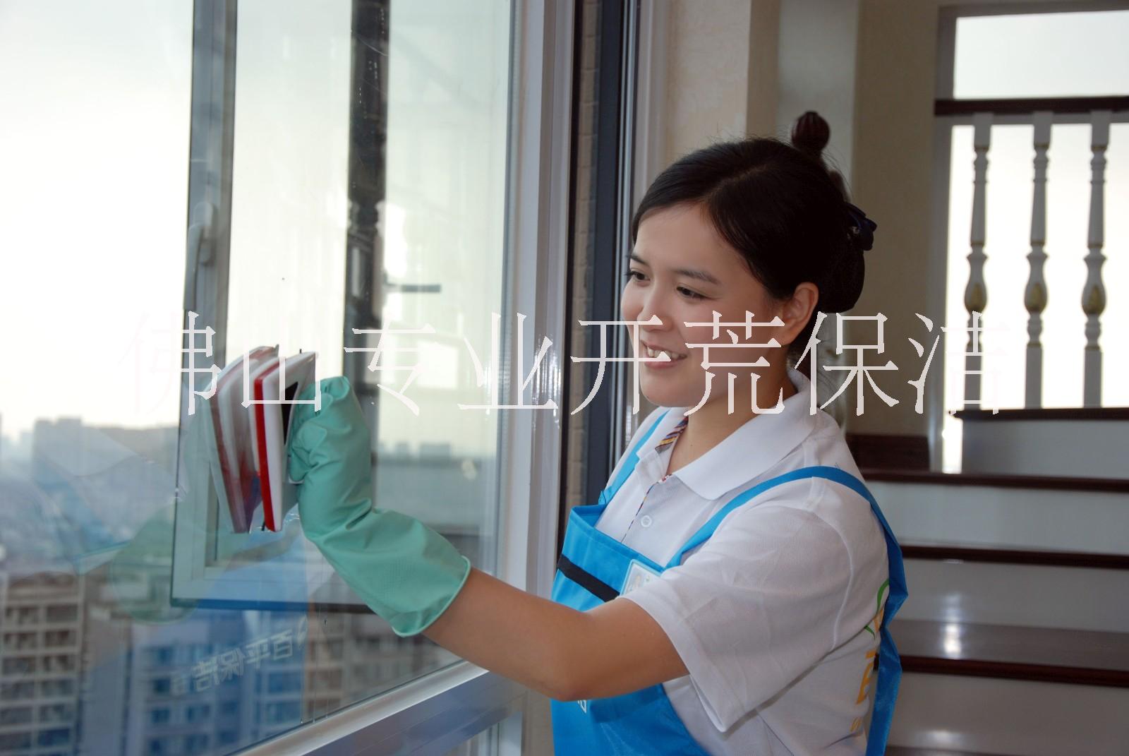 佛山外墻清洗公司電話 佛山外墻清洗服務(wù) 佛山外墻清洗多少錢