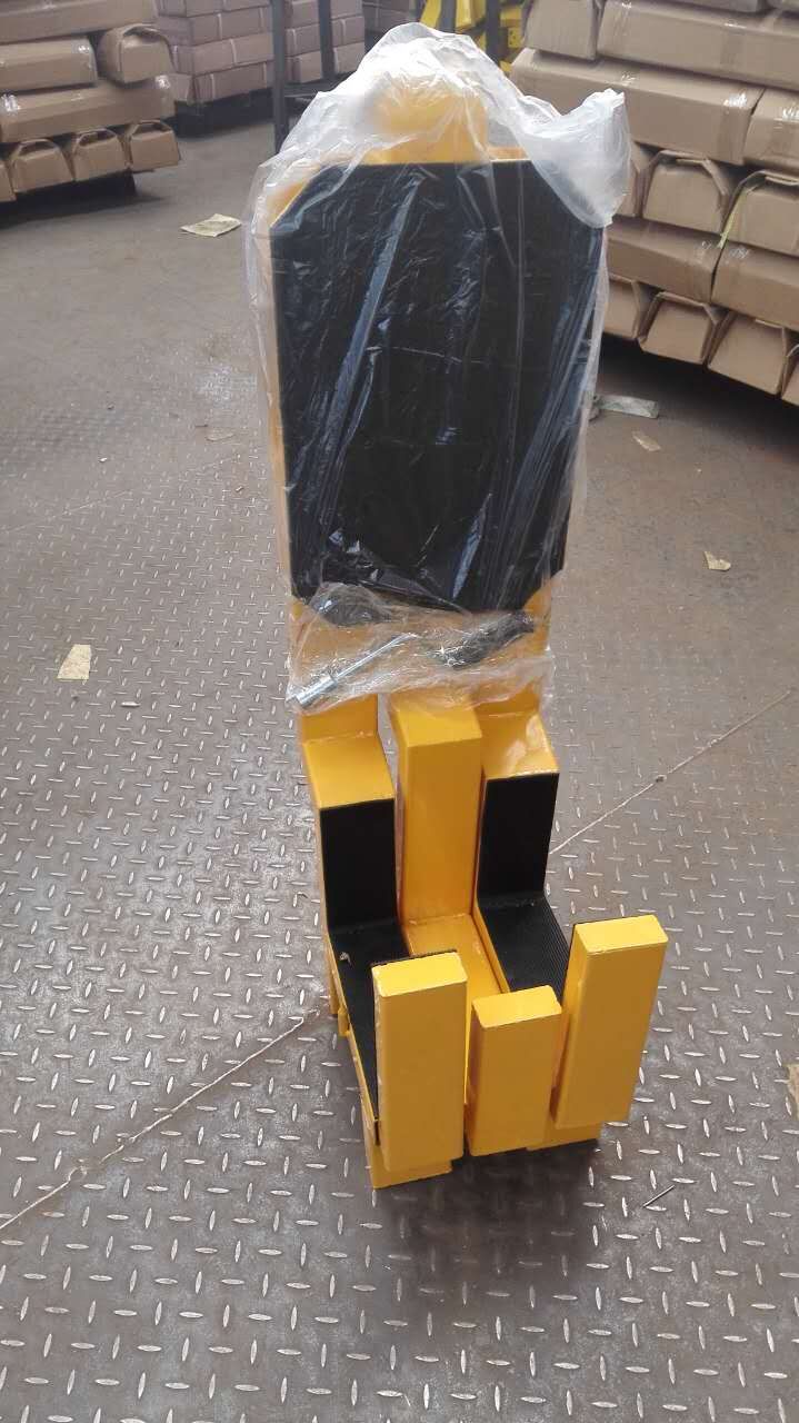 鎖車(chē)器,車(chē)輪鎖,三叉式鎖車(chē)器, ,三叉式鎖車(chē)器,,三爪鎖車(chē)器