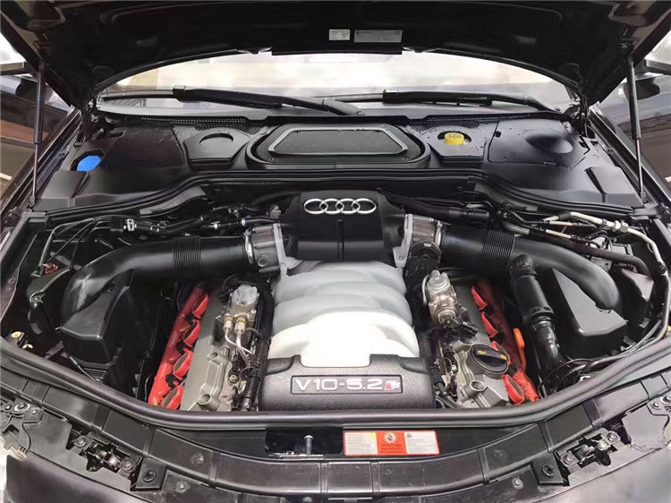 黃江二手車： 10款奧迪S8-V10-5.2