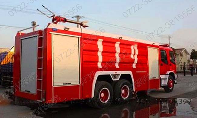 五十鈴雙橋A類泡沫消防車