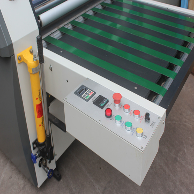 預(yù)涂膜覆膜機(jī)