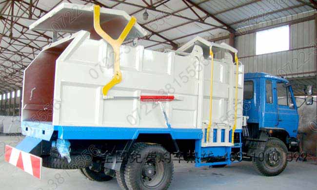 東風(fēng)145側(cè)裝壓縮垃圾車(chē)