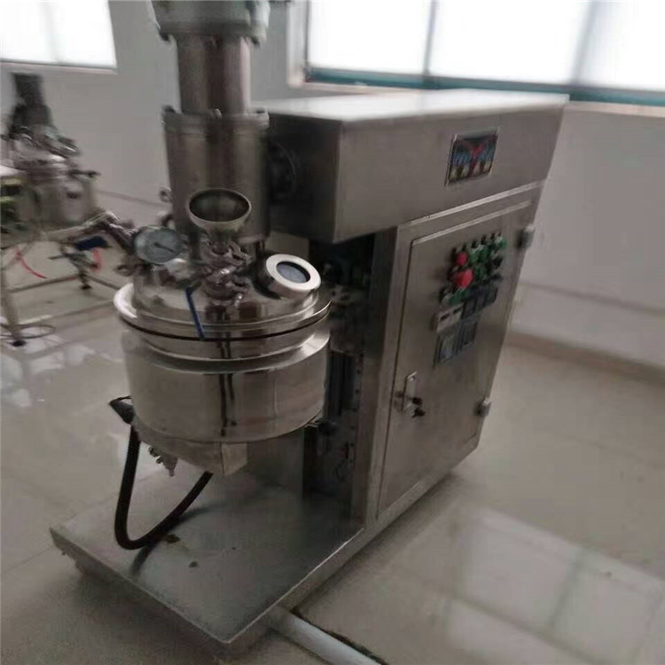 轉(zhuǎn)讓二手真空均質(zhì)乳化機(jī)