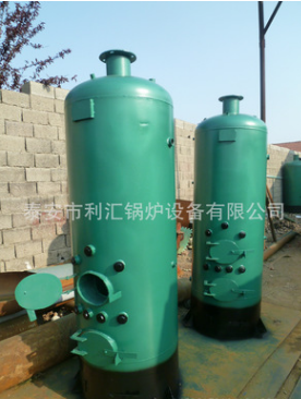 供暖燃油燃熱水鍋爐 廠家生產(chǎn) 節(jié)能燃?xì)獠膳療崴仩t 燃油（燃?xì)猓╁仩t 山東泰安燃油（燃?xì)猓╁仩t廠家