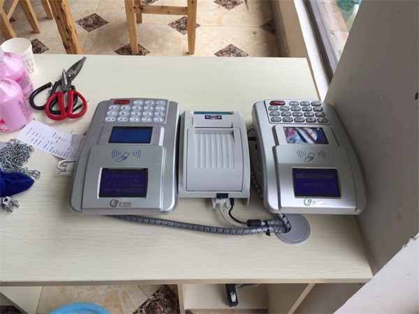 供應(yīng)福州食堂刷卡機(jī)_食堂打卡機(jī)_食堂售飯機(jī) 食堂刷卡消費(fèi)機(jī)