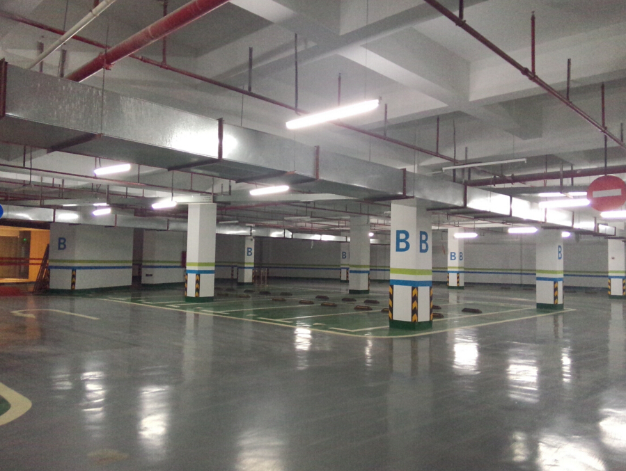 深圳環(huán)氧地坪漆施工_廠房環(huán)氧自流平工程_地坪漆價(jià)格