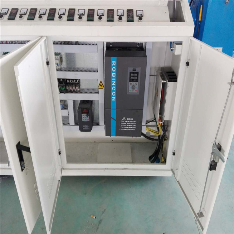 PVC竹木纖維墻板生產(chǎn)線