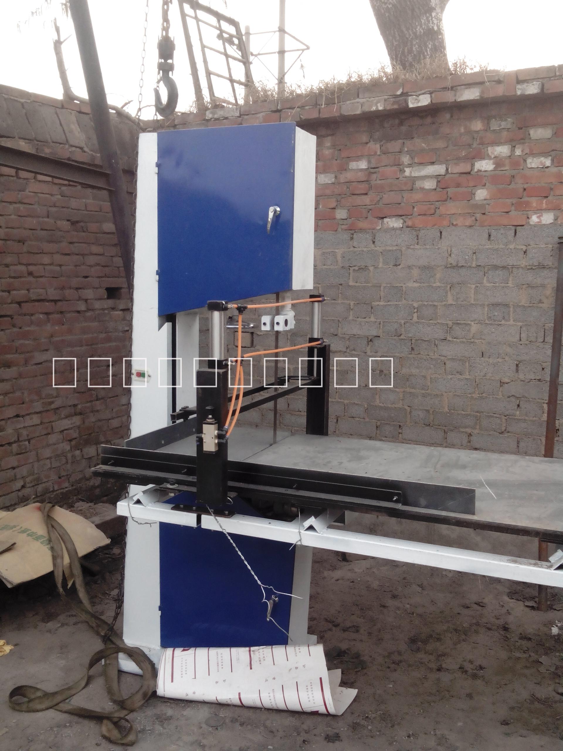 全自動燒紙切紙機(jī)，衛(wèi)生紙切紙機(jī)，燒紙帶鋸切紙機(jī)，單刀切紙機(jī)，衛(wèi)生紙卷筒切紙機(jī)