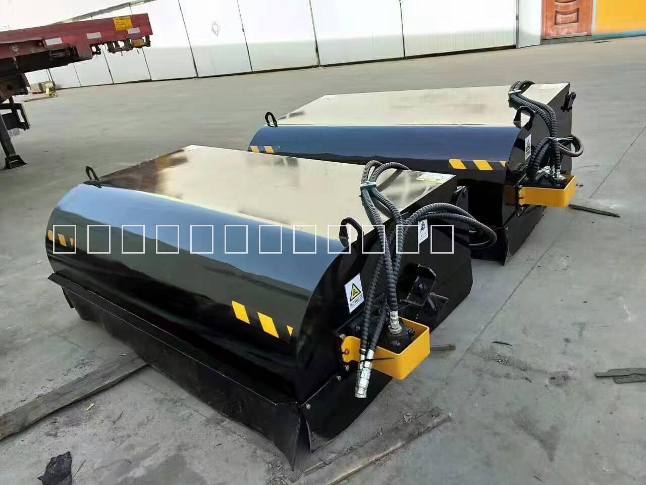 2017款封閉式清掃器 山貓清掃器價(jià)格 清掃器生產(chǎn)廠家