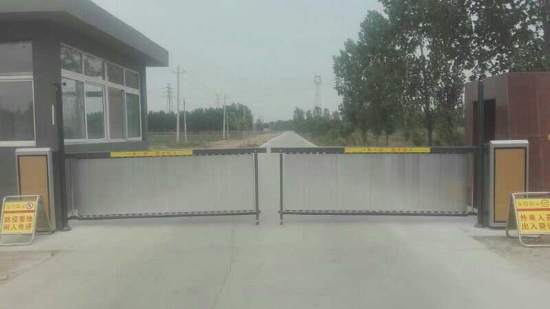 廣告道閘，道閘機(jī)，*