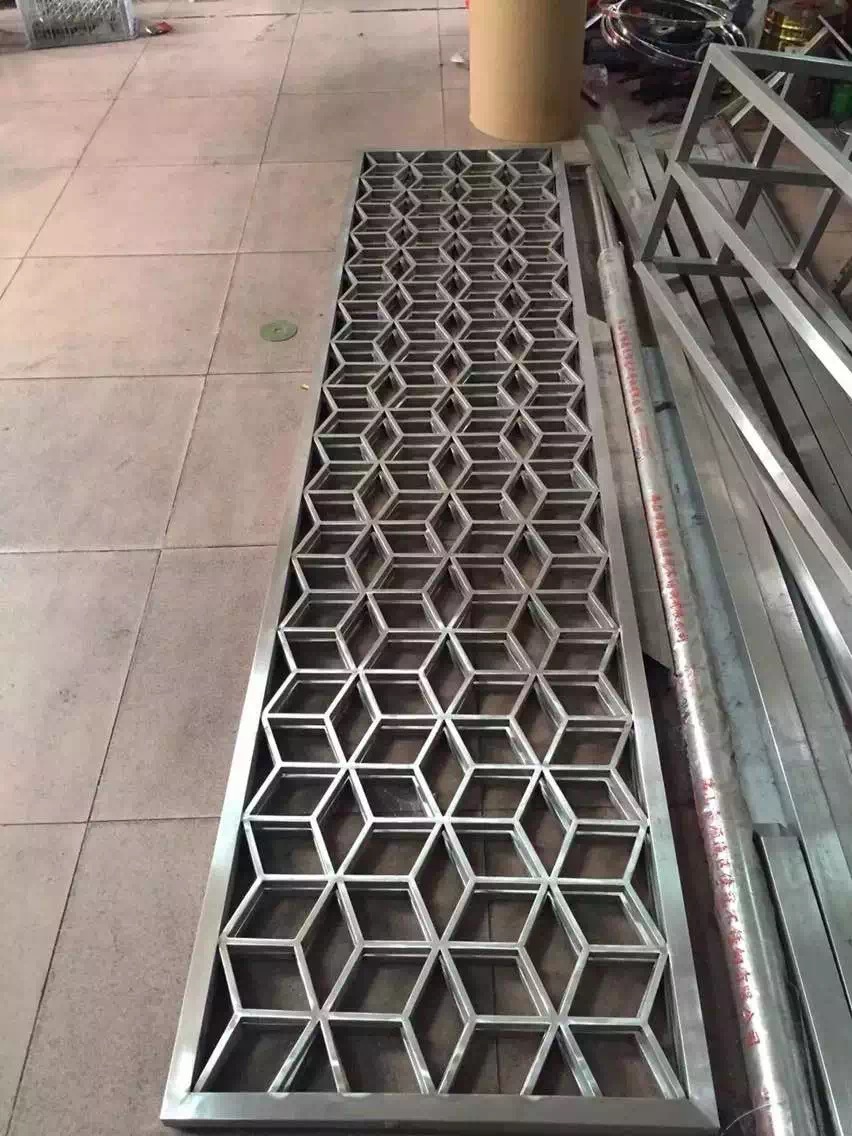 不銹鋼屏風(fēng)廠家 定制玫瑰金不銹鋼屏風(fēng)  現(xiàn)代 中式 歐式 簡(jiǎn)約花格 隔斷