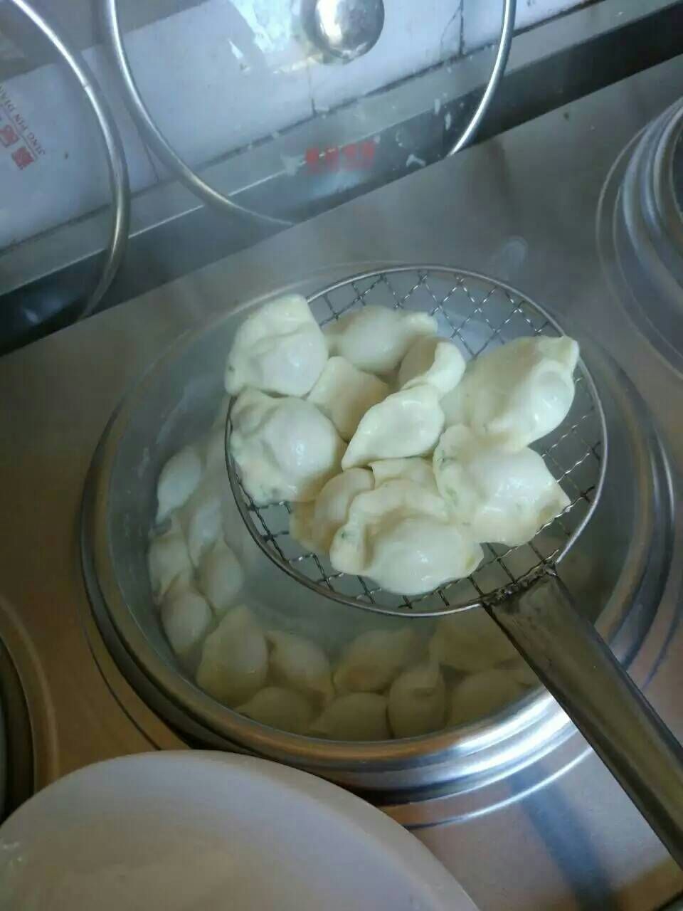 河南廠家直銷 全自動餃子機(jī)仿手工餃子機(jī)火爆促銷