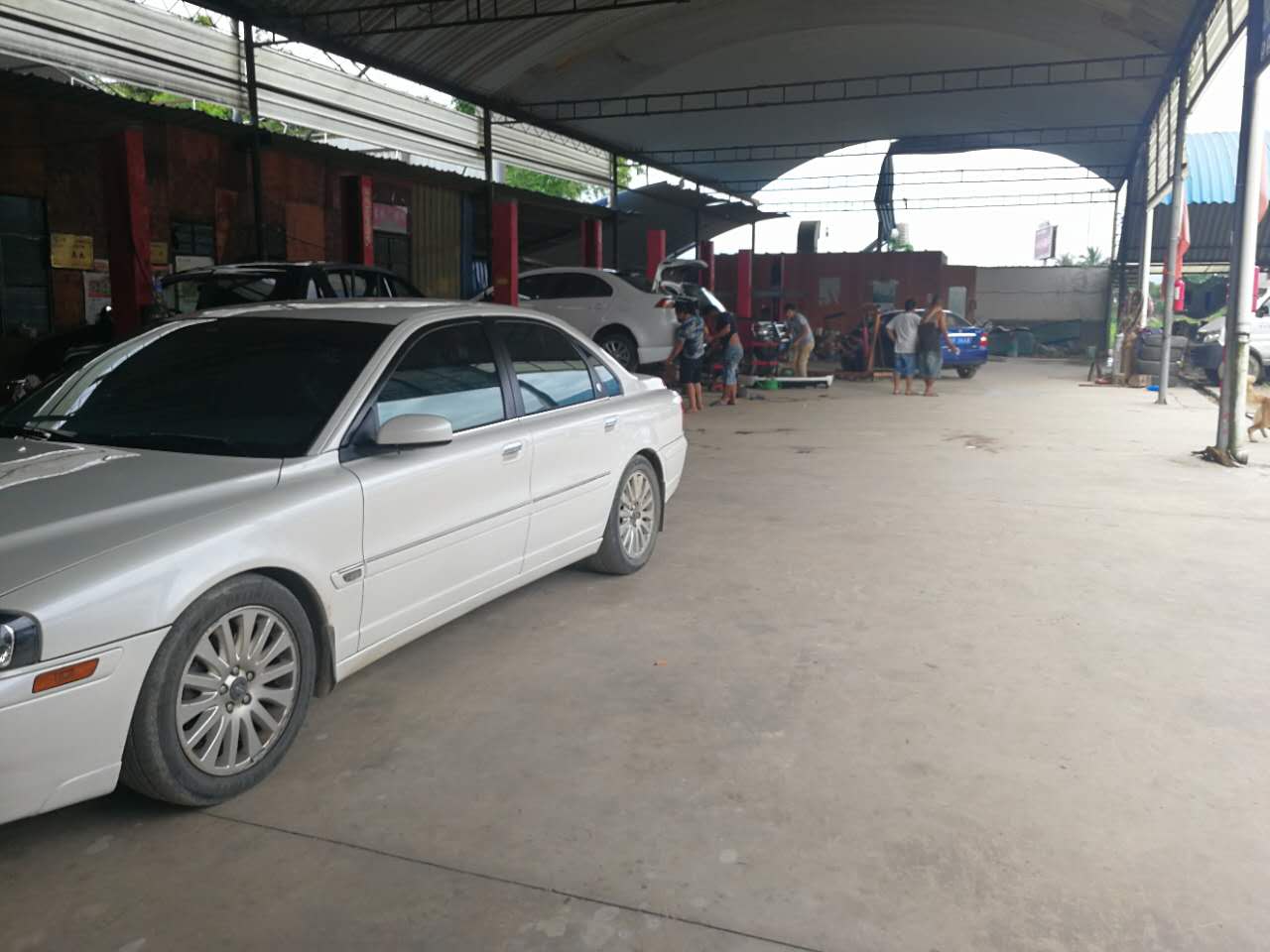 景洪市汽車修理   汽車維修   國(guó)產(chǎn)進(jìn)口小型汽車維修