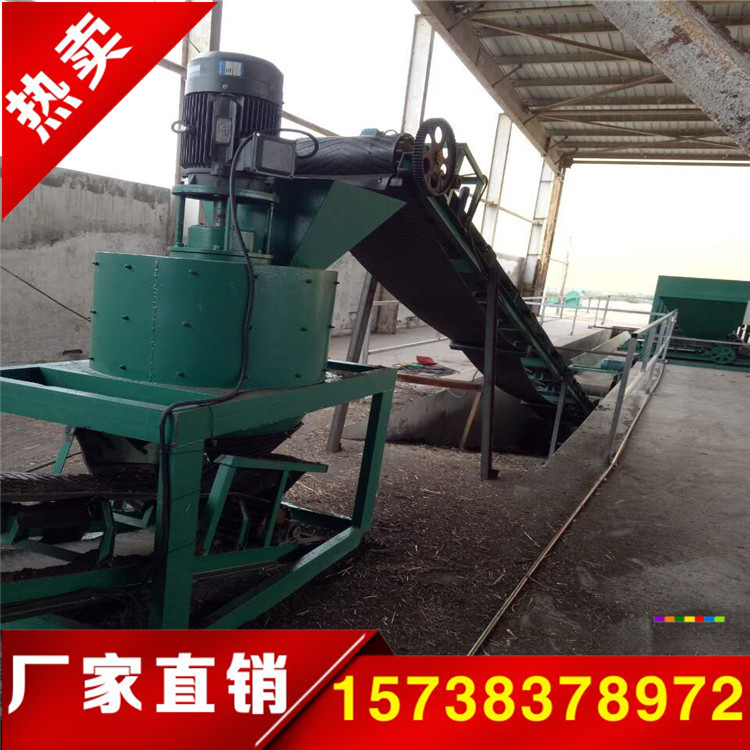 新型有機(jī)肥生產(chǎn)線、高壓成型壓塊機(jī)--沙漠中開發(fā)綠洲、種植植被設(shè)備