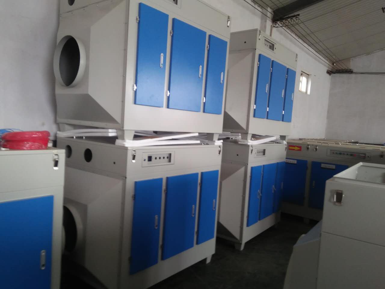 uv光解凈化設備 光氧催化廢氣凈化器 噴漆房橡膠廠除氣味 除廢氣