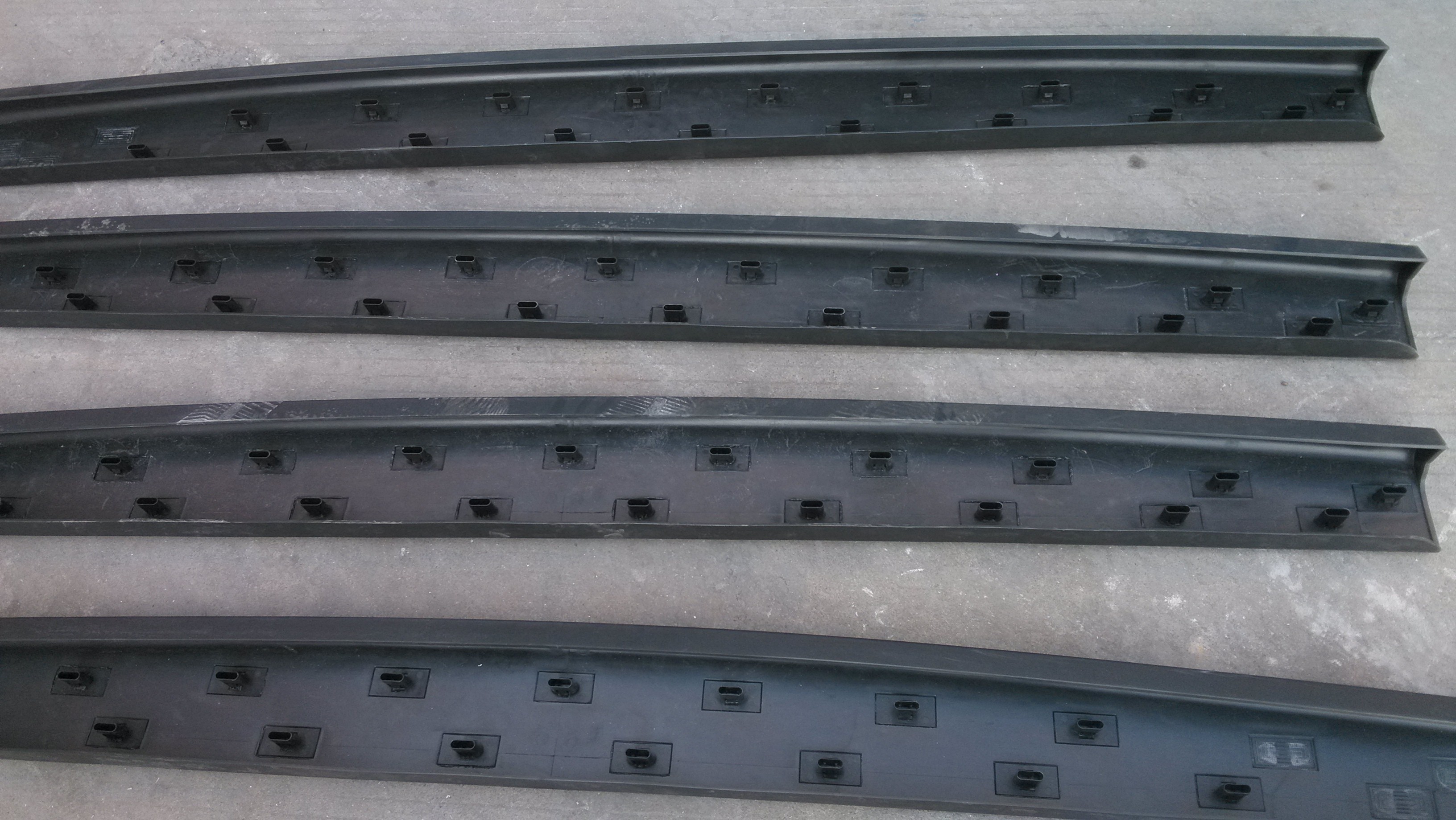 深圳熱板式塑料焊接機(jī)｜蒸汽熨斗熱板機(jī)｜塑料對(duì)焊熱板機(jī)設(shè)備