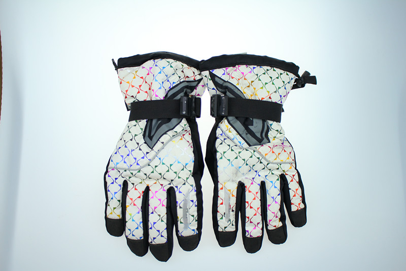 定制滑雪手套免費打版試樣騎車手套