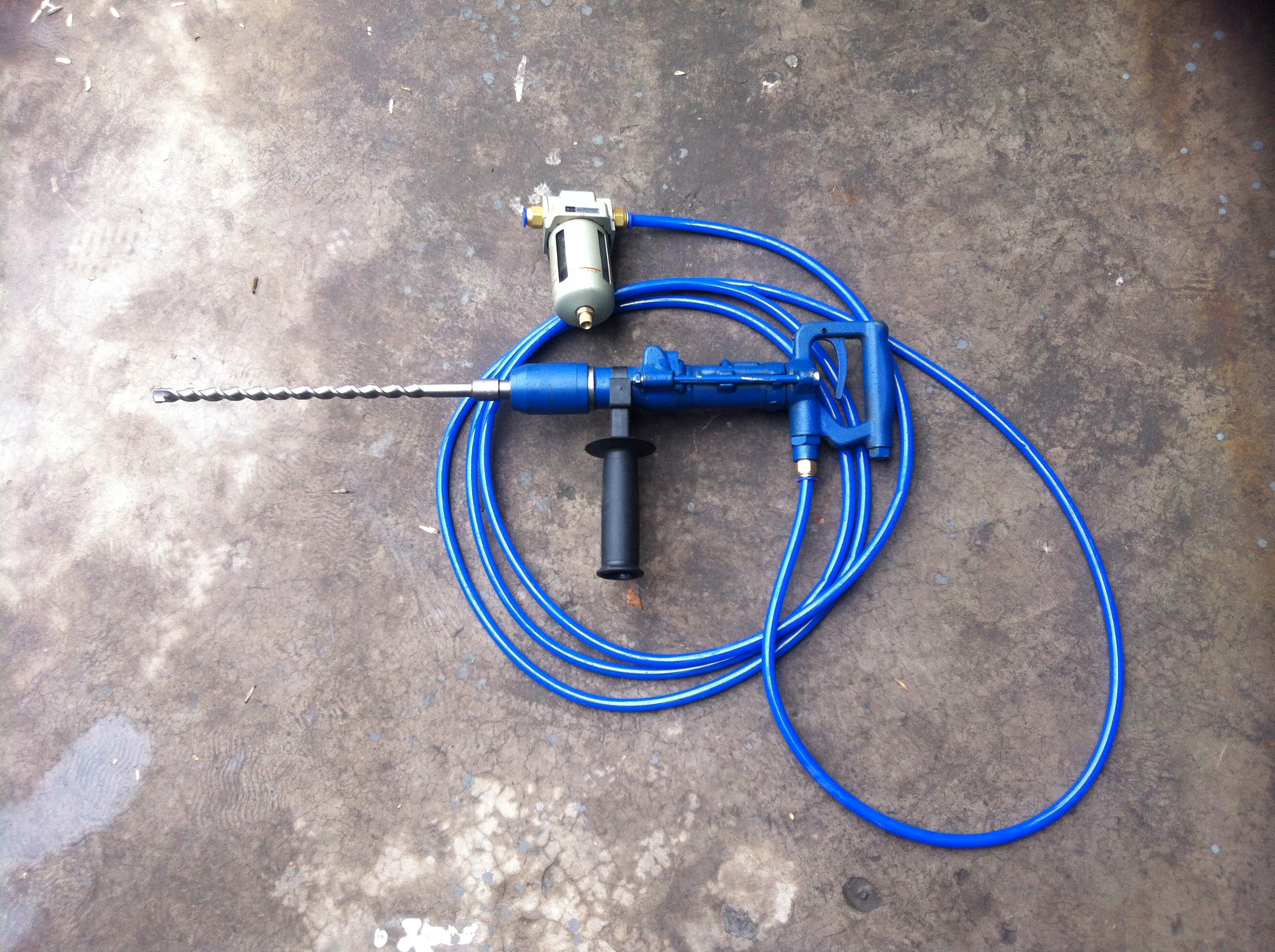 QCZ-1氣動(dòng)沖擊鉆