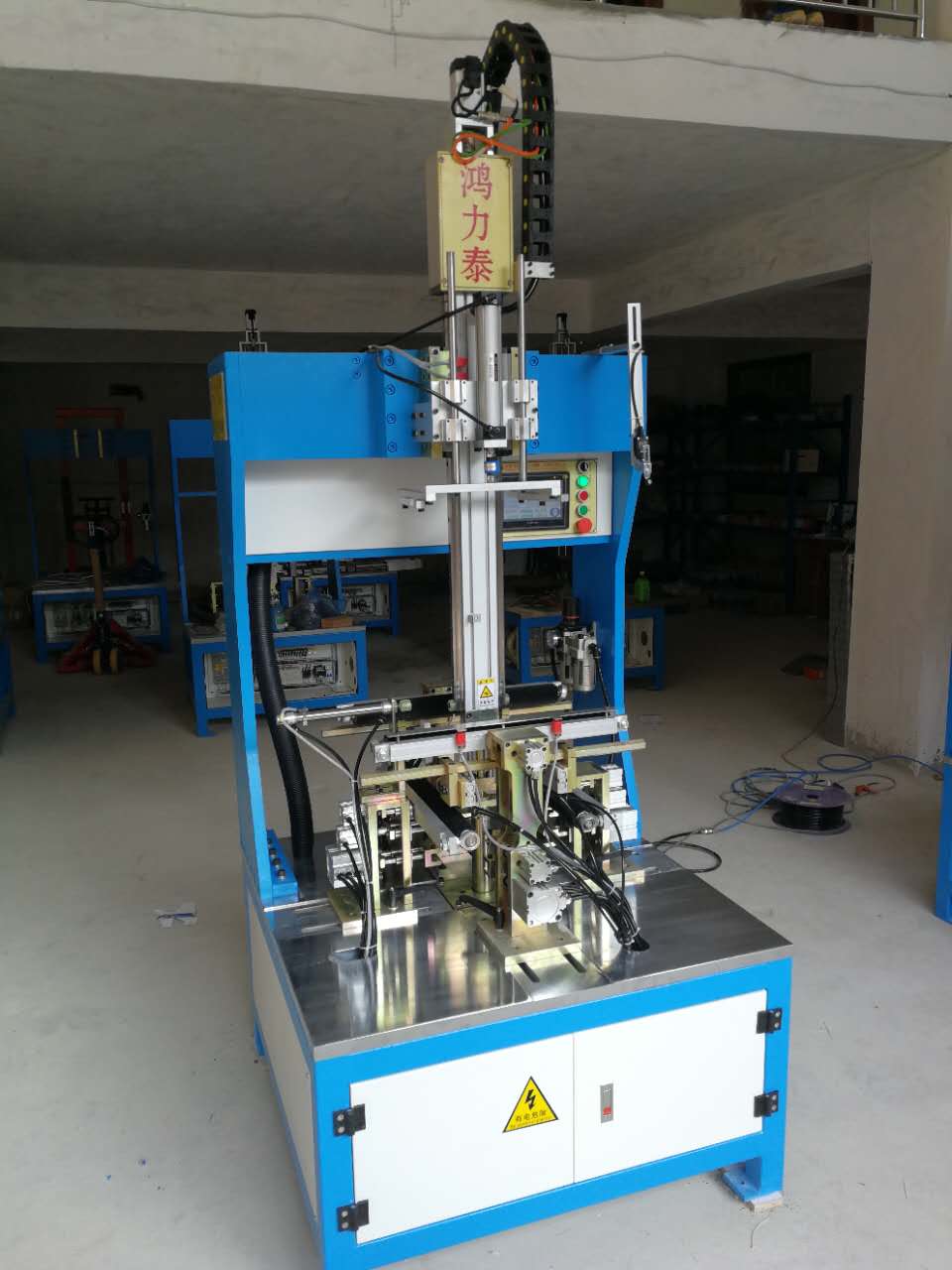 東莞天地蓋成型機(jī) 天地蓋成型機(jī)東莞天地蓋成型機(jī) 天地蓋成型機(jī)東