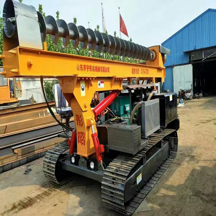 光伏打樁機(jī)