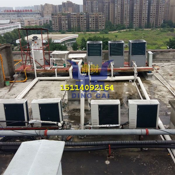 四川美的H型風(fēng)冷熱泵模塊中央空調(diào)機(jī)組