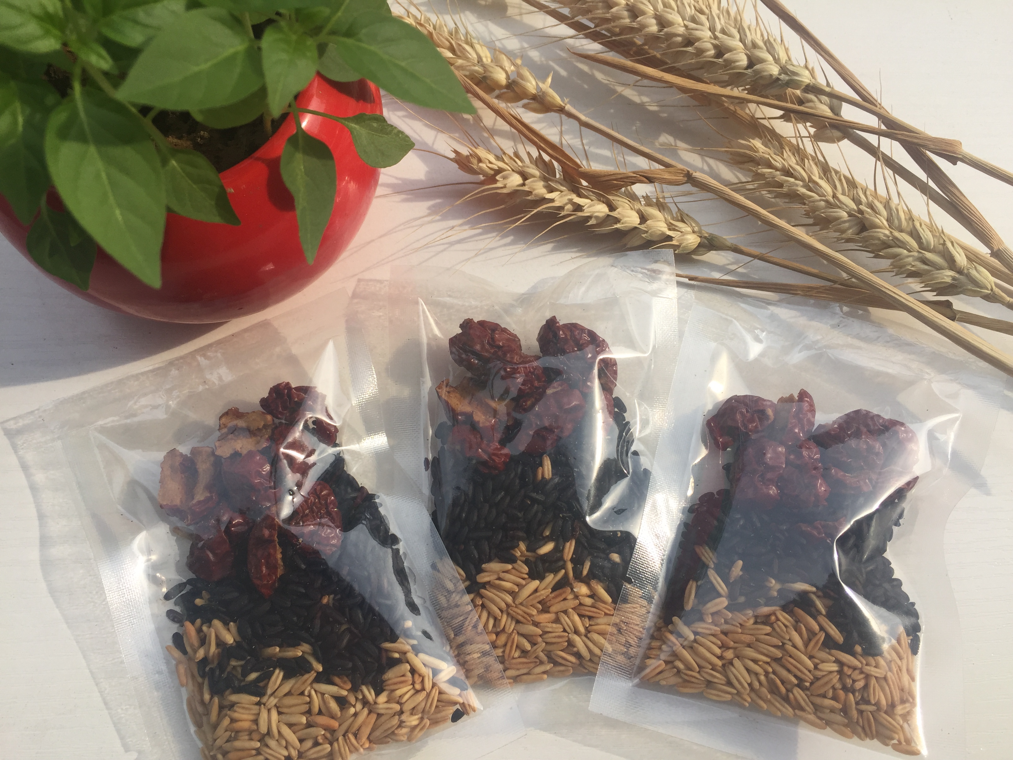 供應現(xiàn)磨五谷豆?jié){原料包紅棗味，現(xiàn)磨豆?jié){包廠價批發(fā)，包郵