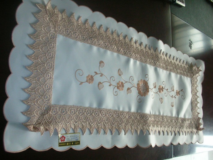 布藝沙發(fā)墊坐墊花邊輔 水溶刺繡 家紡布藝配件廠家批發(fā)