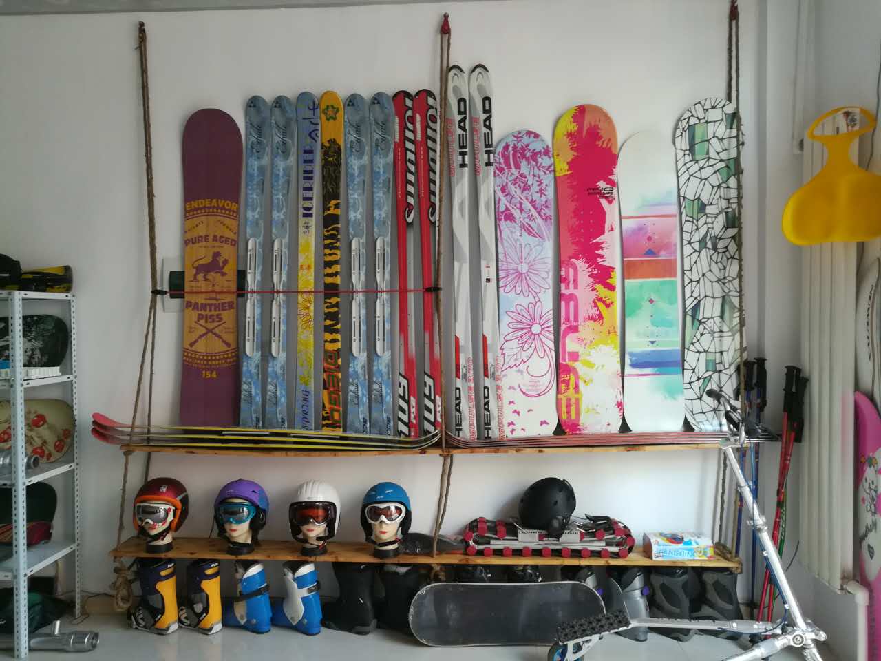 滑雪場頭盔 全盔 半盔 滑雪場頭盔 全盔 半盔 防護