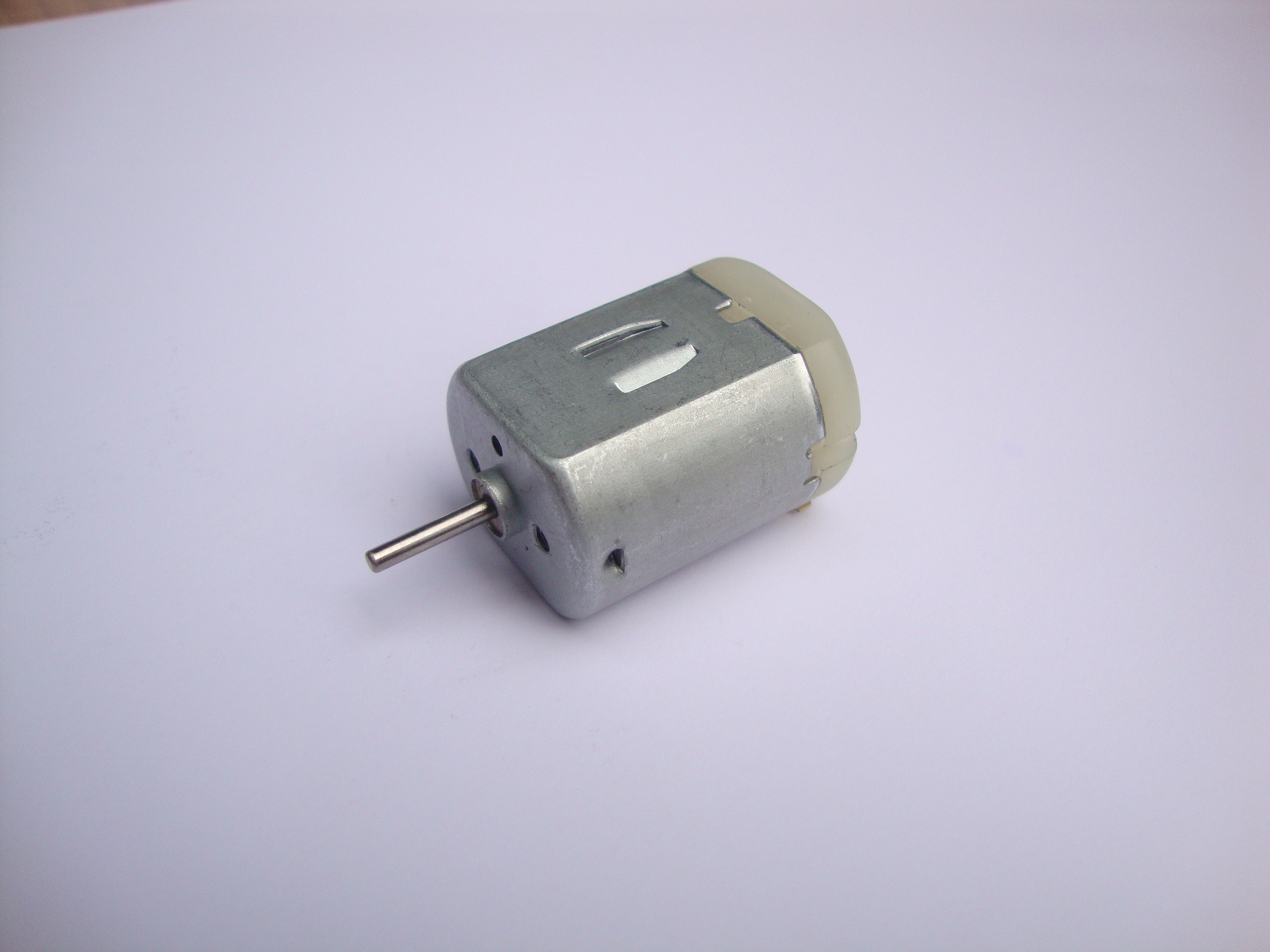 廠家直銷280電機(jī) 汽車馬達(dá) 家用電器馬達(dá)