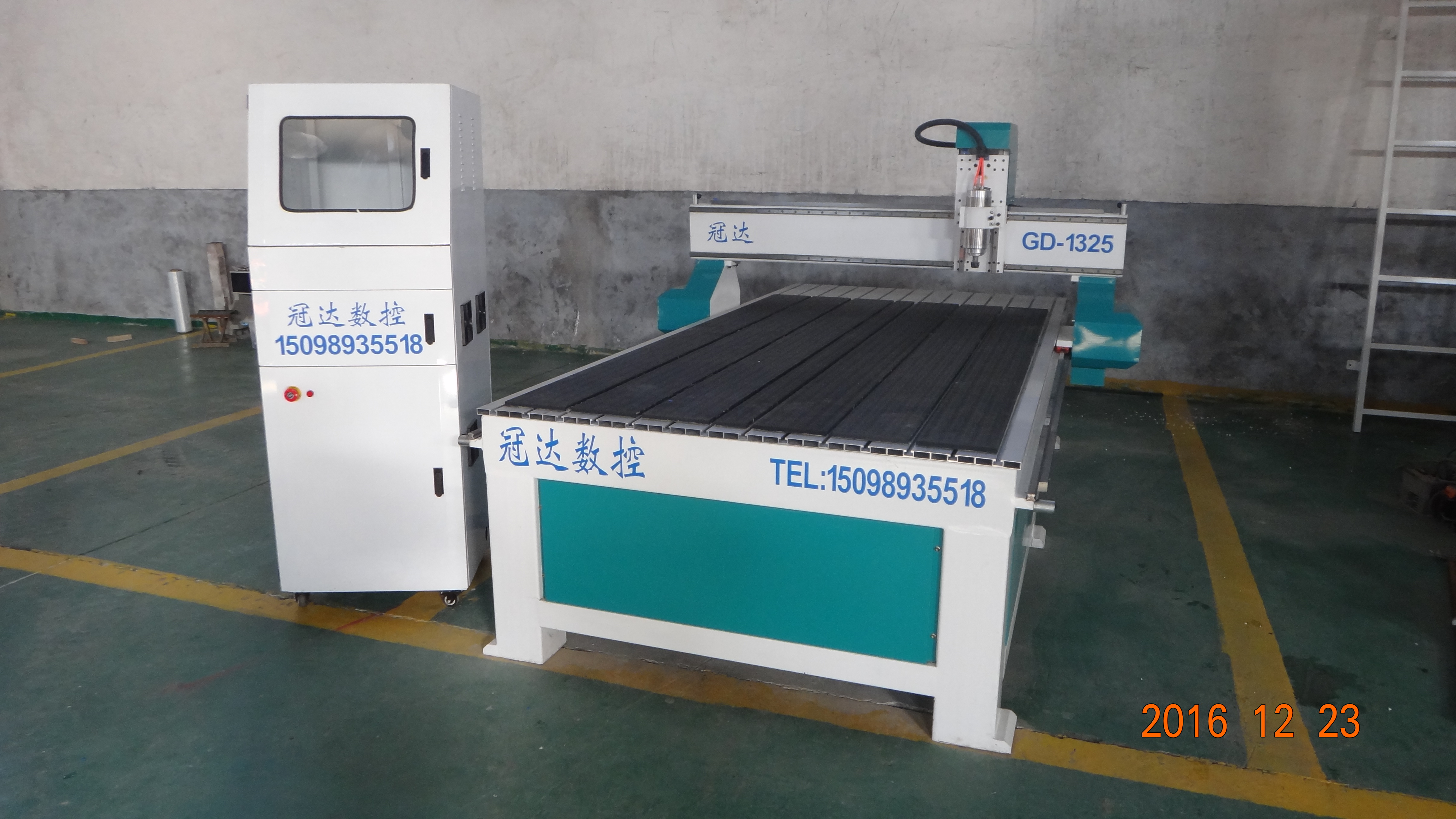 廠家定制數(shù)控雕刻機