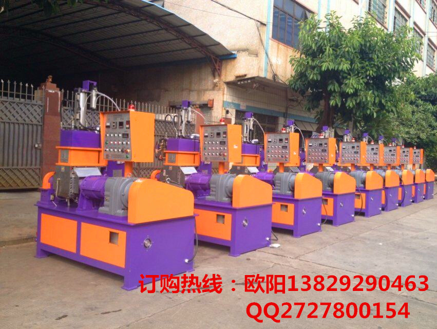 1L實(shí)驗(yàn)型密煉機(jī),昶豐歐陽教您密煉機(jī)使用方法